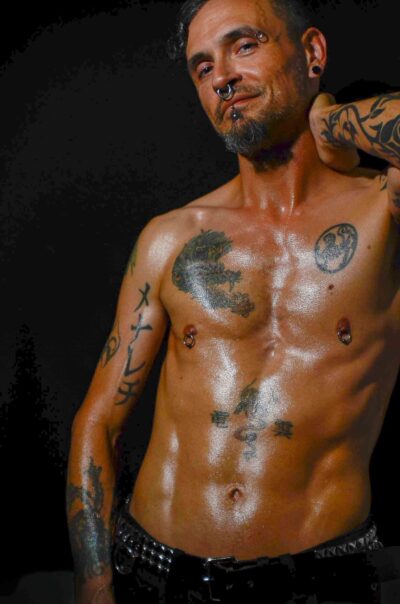 Seductive Sinner photo 4